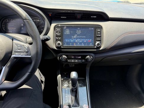 Used 2024 Nissan Kicks SR FWD image 9