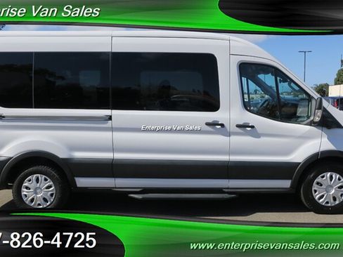 Used 2023 Ford Transit 350 XLT RWD image 4