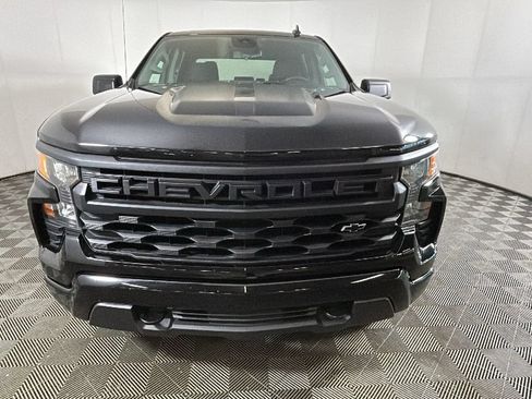 Used 2023 Chevrolet Silverado 1500 Custom w/ Rally Edition AWD/4WD image 8