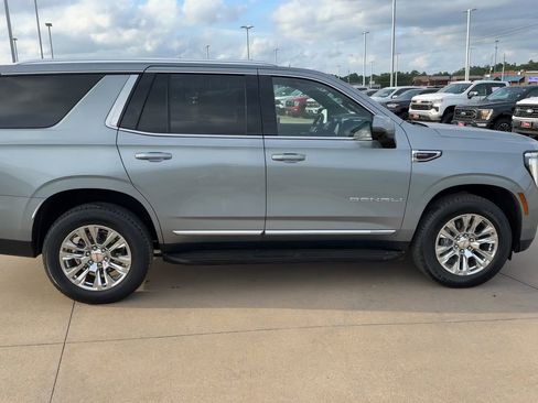 Certified 2025 GMC Yukon Denali AWD/4WD image 2