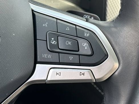 Used 2024 Volkswagen Atlas Cross Sport SEL R-Line AWD/4WD image 33