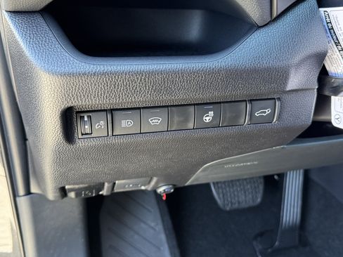 New 2025 Toyota RAV4 XLE image 17