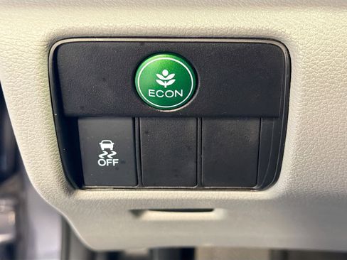 Used 2016 Honda Accord EX image 16