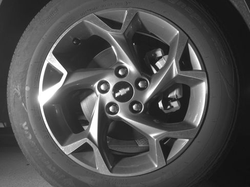 Used 2025 Chevrolet Trax LT w/ LT Convenience Package image 13