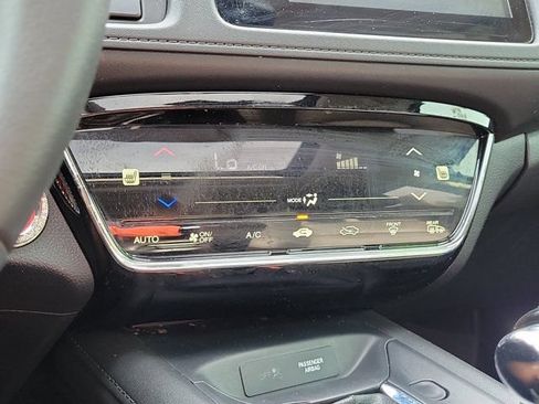 Certified 2021 Honda HR-V EX-L image 24