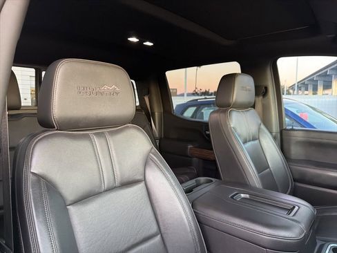 Used 2021 Chevrolet Silverado 1500 High Country w/ Safety Package II image 23
