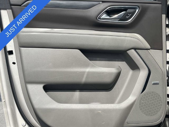 Used 2023 GMC Yukon XL SLT RWD image 18