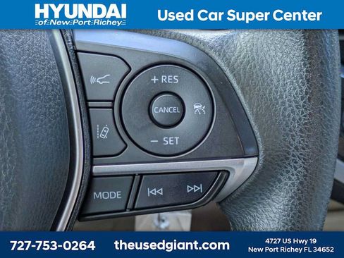 Used 2022 Toyota Camry LE FWD image 30