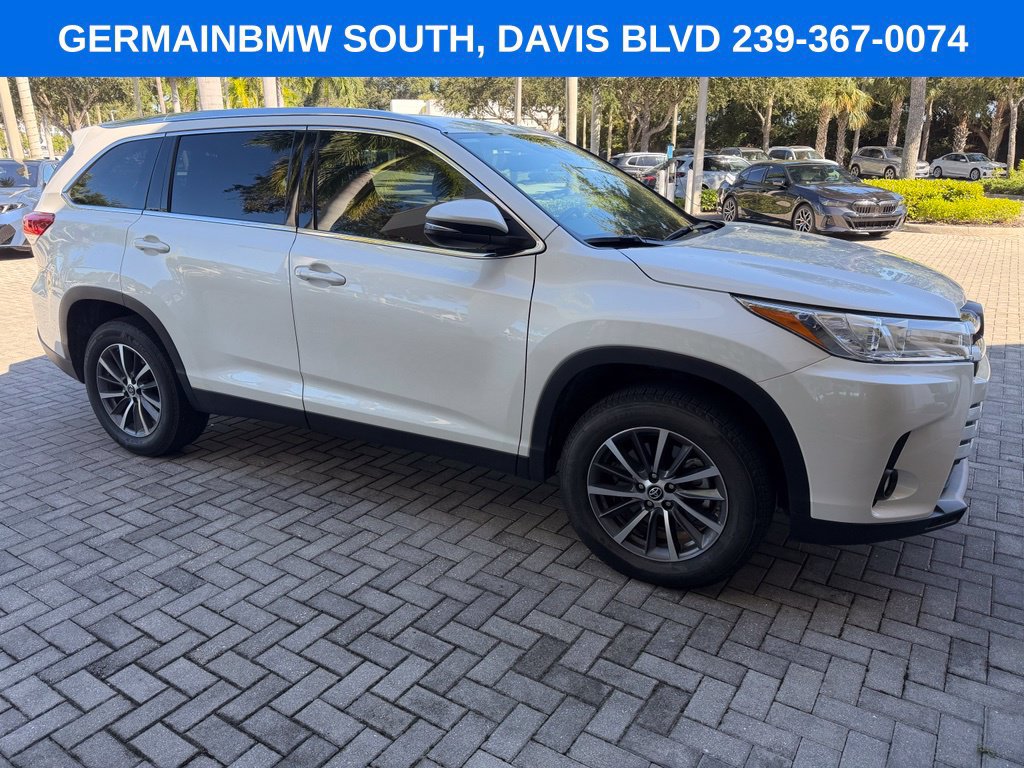 Used 2019 Toyota Highlander XLE FWD image 8