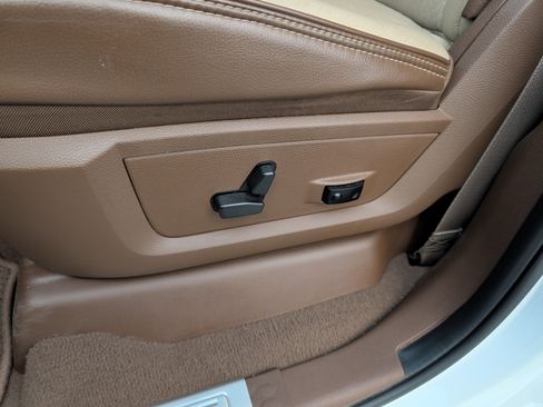 Used 2021 RAM 3500 Laramie AWD/4WD image 13