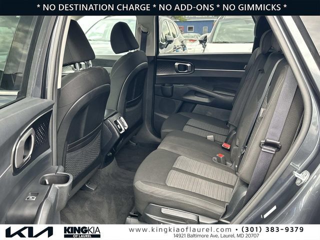 Used 2024 Kia Sorento LX FWD image 22