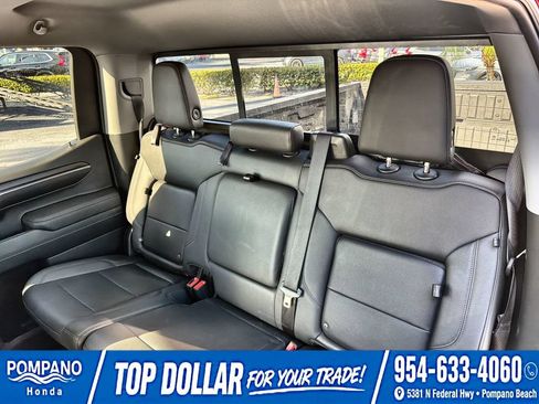 Used 2023 GMC Sierra 1500 SLT w/ SLT Premium Plus Package AWD/4WD image 29