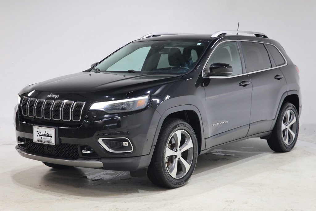 Used 2021 Jeep Cherokee Limited w/ Elite Package AWD/4WD image 3