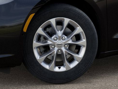 New 2026 Chrysler Pacifica Limited image 34