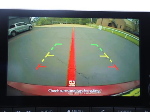 Used 2025 Nissan Sentra SR image 12