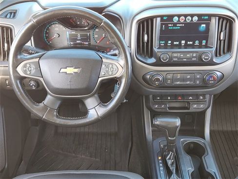Used 2017 Chevrolet Colorado Z71 image 25