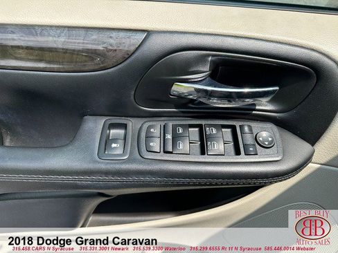 Used 2018 Dodge Grand Caravan SE w/ UConnect Hands-Free Group image 10