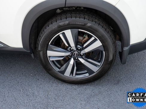 Used 2023 Nissan Rogue SL image 9