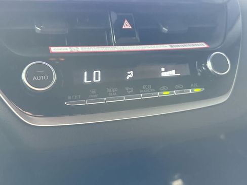 Used 2026 Toyota Corolla SE FWD image 20