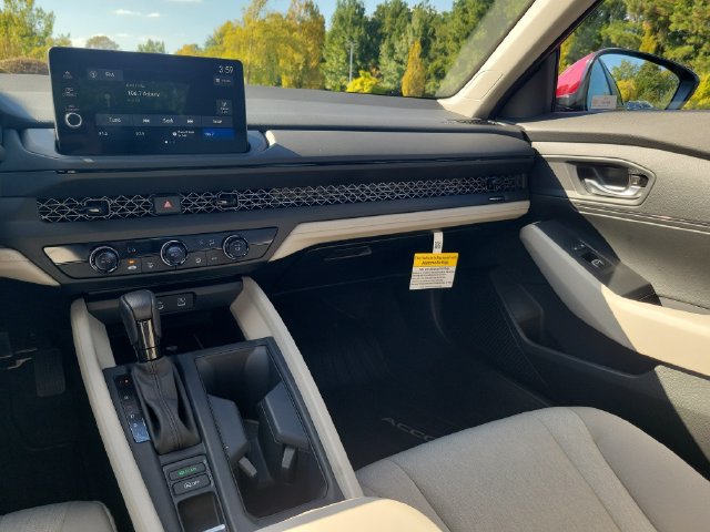 New 2026 Honda Accord LX image 10