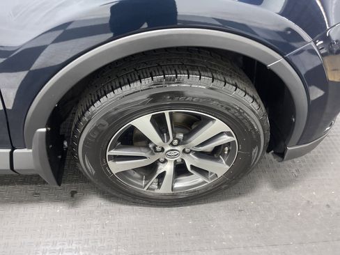 Used 2017 Toyota RAV4 XLE image 27