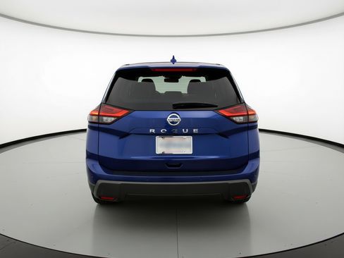 Used 2025 Nissan Rogue SV FWD image 7