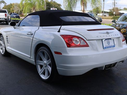 Used 2005 Chrysler Crossfire Limited image 6