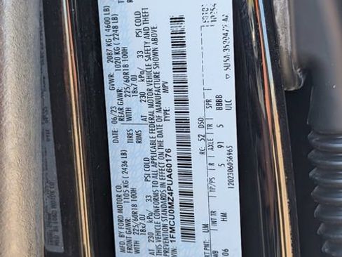 Used 2023 Ford Escape ST-Line w/ Equipment Group 301A FWD image 28