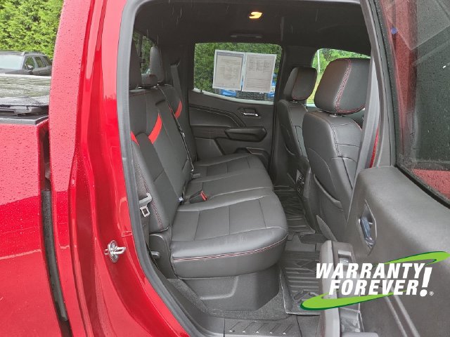Used 2026 Chevrolet Colorado Z71 w/ Technology Package AWD/4WD image 16