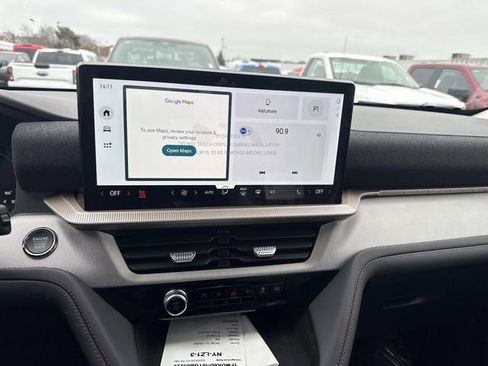 New 2026 Ford Explorer Active w/ Active Comfort Package image 11