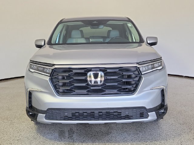 Used 2024 Honda Pilot EX-L image 3