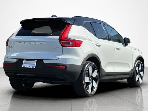 Used 2023 Volvo XC40 Recharge Ultimate w/ Protection Package Premier AWD/4WD image 5