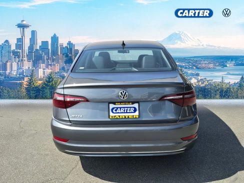 Used 2020 Volkswagen Jetta SE w/ SE Cold Weather Package FWD image 4