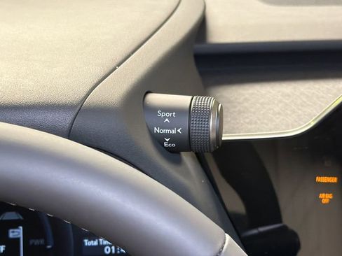 New 2025 Lexus UX 300h 300h F SPORT Design image 21