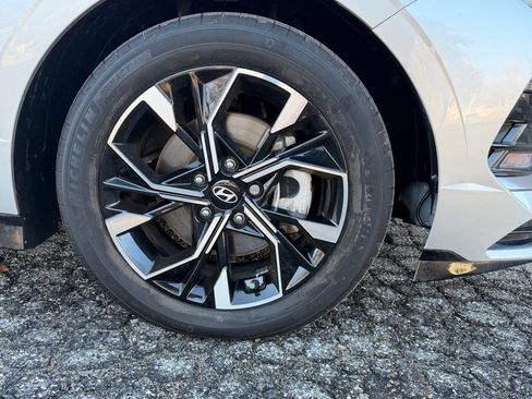 Used 2024 Hyundai Sonata SEL image 9