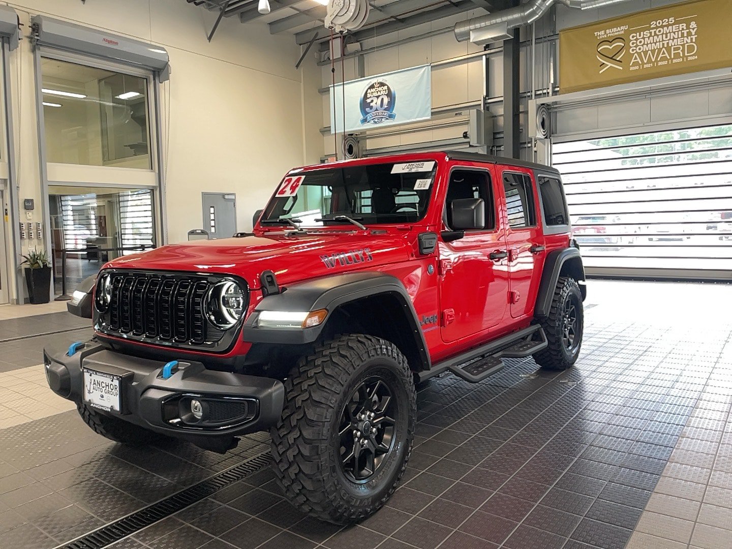 Used 2024 Jeep Wrangler Unlimited AWD/4WD image 4