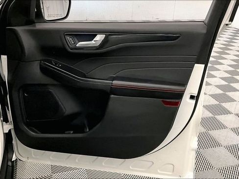 Used 2023 Ford Escape ST-Line Elite image 20
