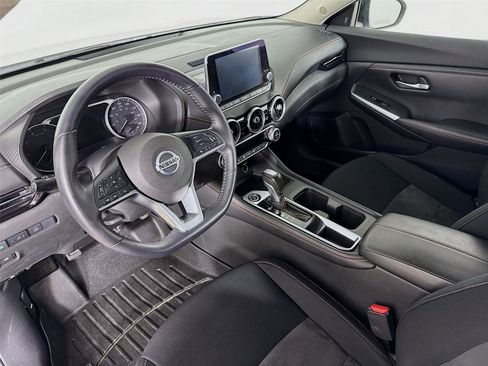 Used 2020 Nissan Sentra SR FWD image 11