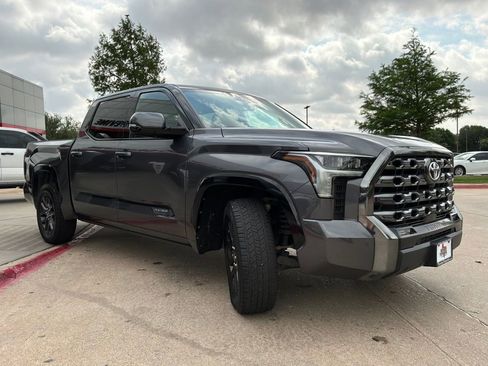Used 2023 Toyota Tundra Platinum image 4