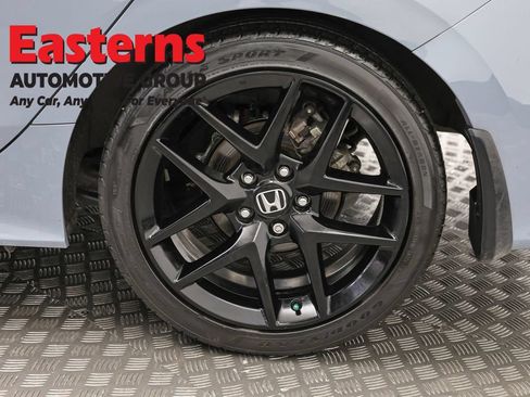 Used 2024 Honda Civic Sport image 32