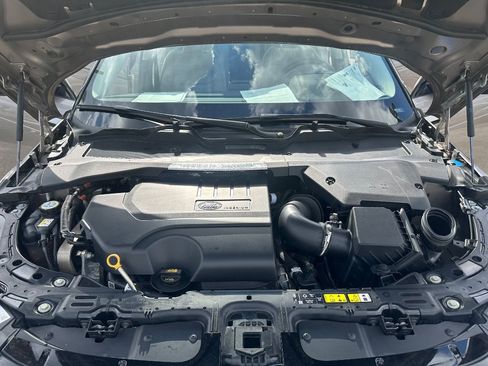 Used 2022 Land Rover Range Rover Evoque S AWD/4WD image 9