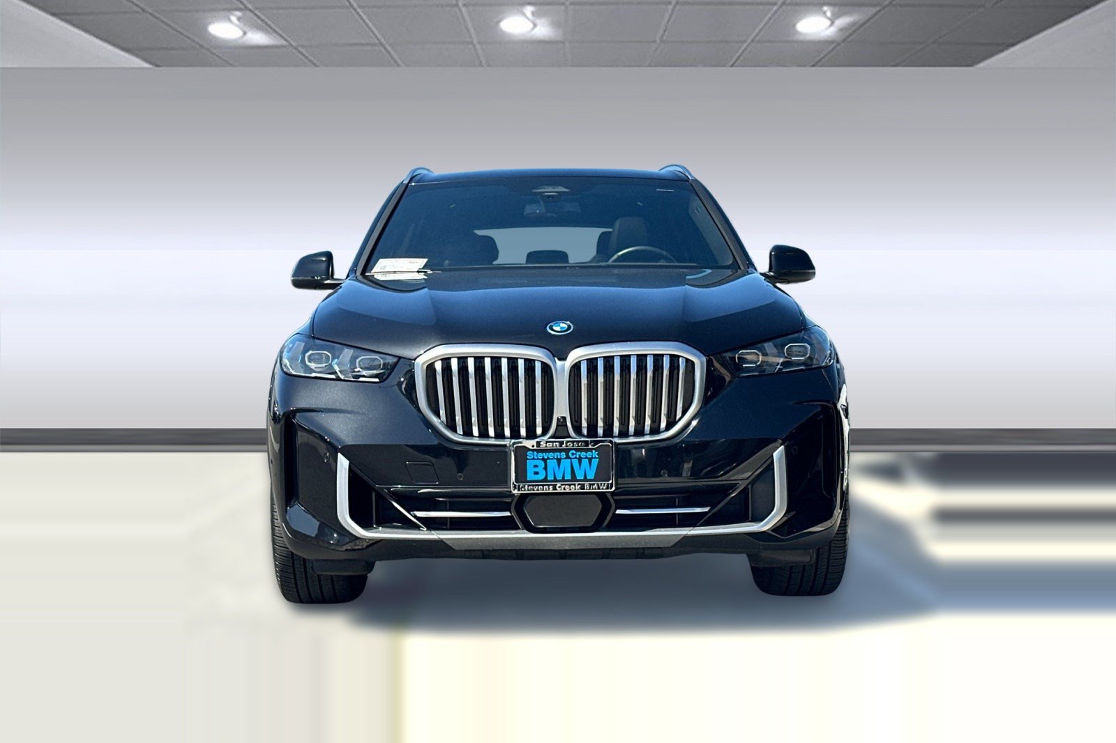Used 2024 BMW X5 xDrive50e w/ Premium Package AWD/4WD image 6