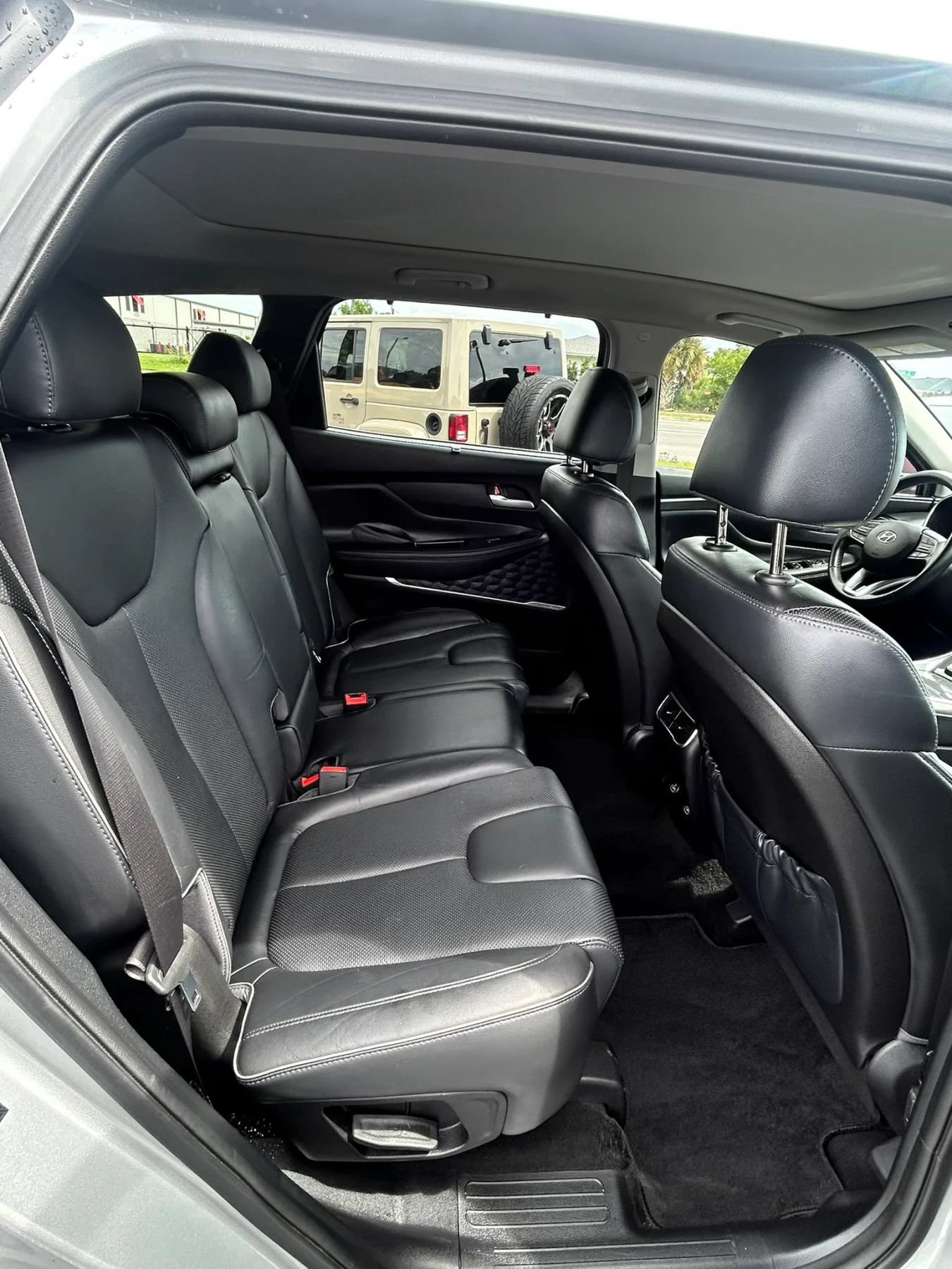 Used 2021 Hyundai Santa Fe SEL w/ Convenience + Premium Package FWD image 20