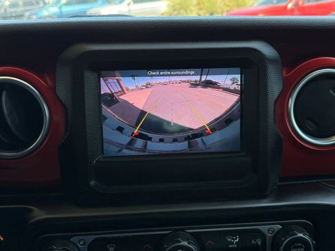 Used 2018 Jeep Wrangler Unlimited Rubicon w/ LED Lighting Group image 60