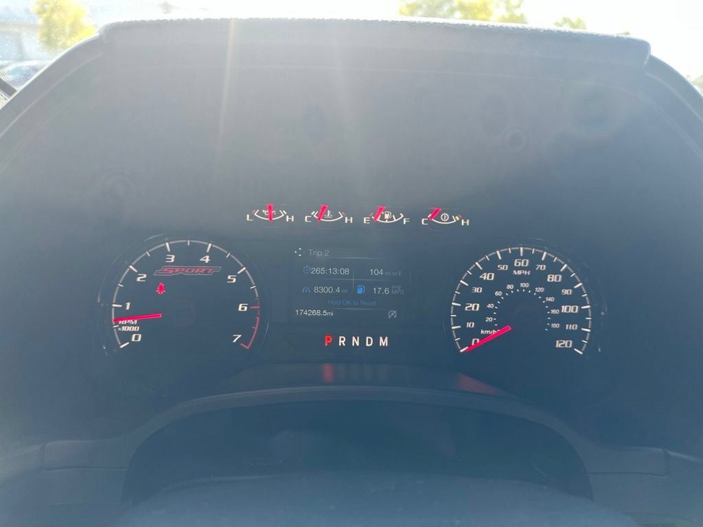 Used 2019 Ford F150 XLT w/ Equipment Group 302A Luxury AWD/4WD image 15