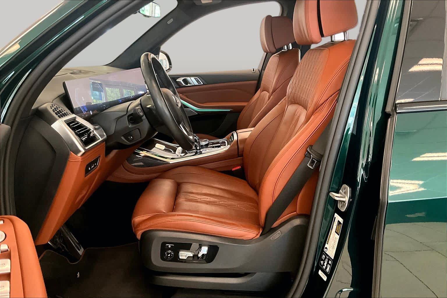 Used 2025 BMW ALPINA XB7 AWD/4WD image 7
