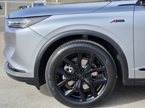 Used 2023 Acura MDX A-Spec image 12