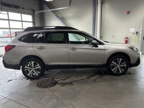 Used 2019 Subaru Outback 2.5i Limited image 8