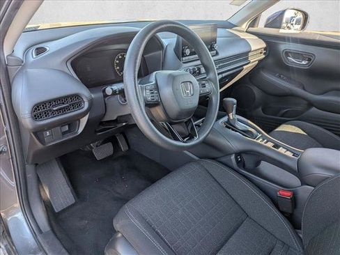Used 2025 Honda HR-V LX image 12
