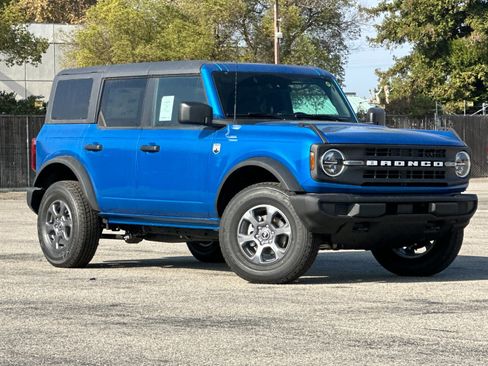 New 2025 Ford Bronco Big Bend image 2